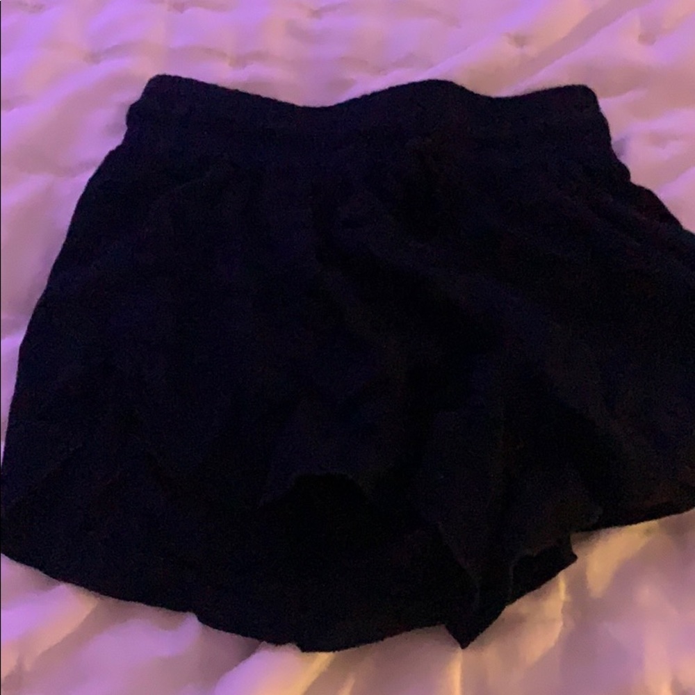Black hollister shorts